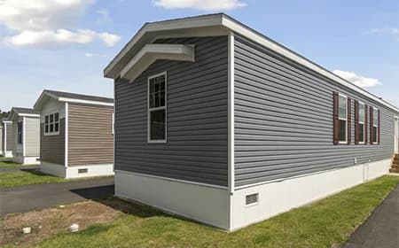 Double Wide manufactured home - 1,000 β 2,400 sq ft, 2β4 Bed, 2β3 Bath